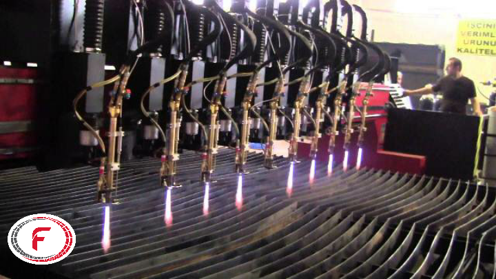 دستگاه برش CNC