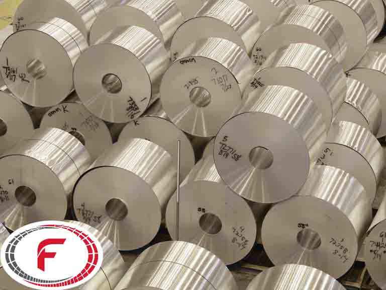 آلیاژ آلومینیوم و فولاد استحکام بسیاری به آن می‌دهد.